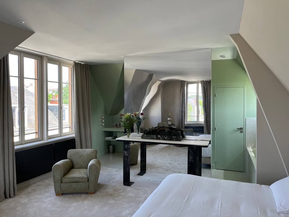 , Les chambres de luxe de la maison à pans de bois rénovée de la rue Voltaire offrent une nouvelle vue sur Vierzon [photos]