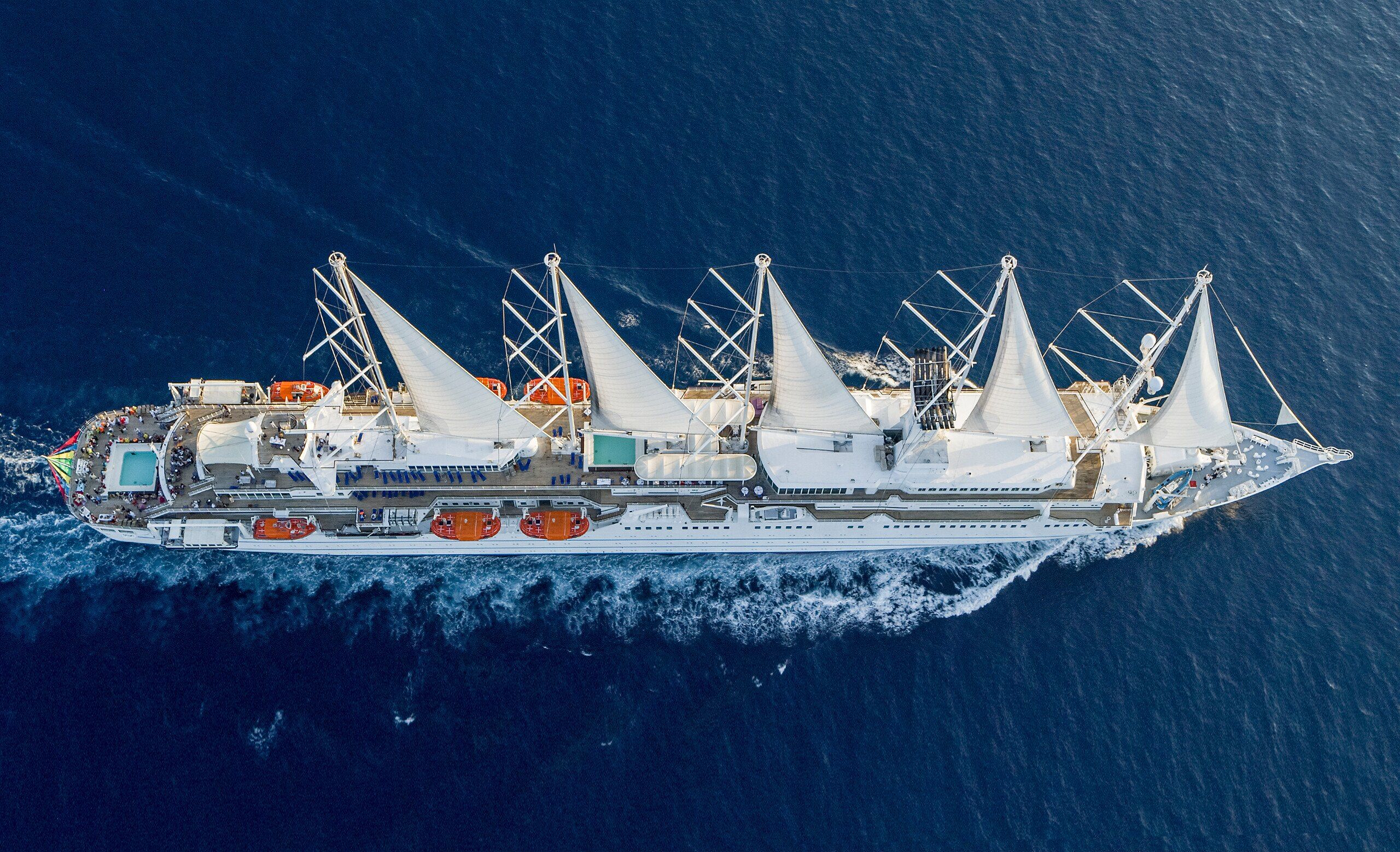 , Le « Club Med 2 », voilier de luxe, s’offre un nouveau look
