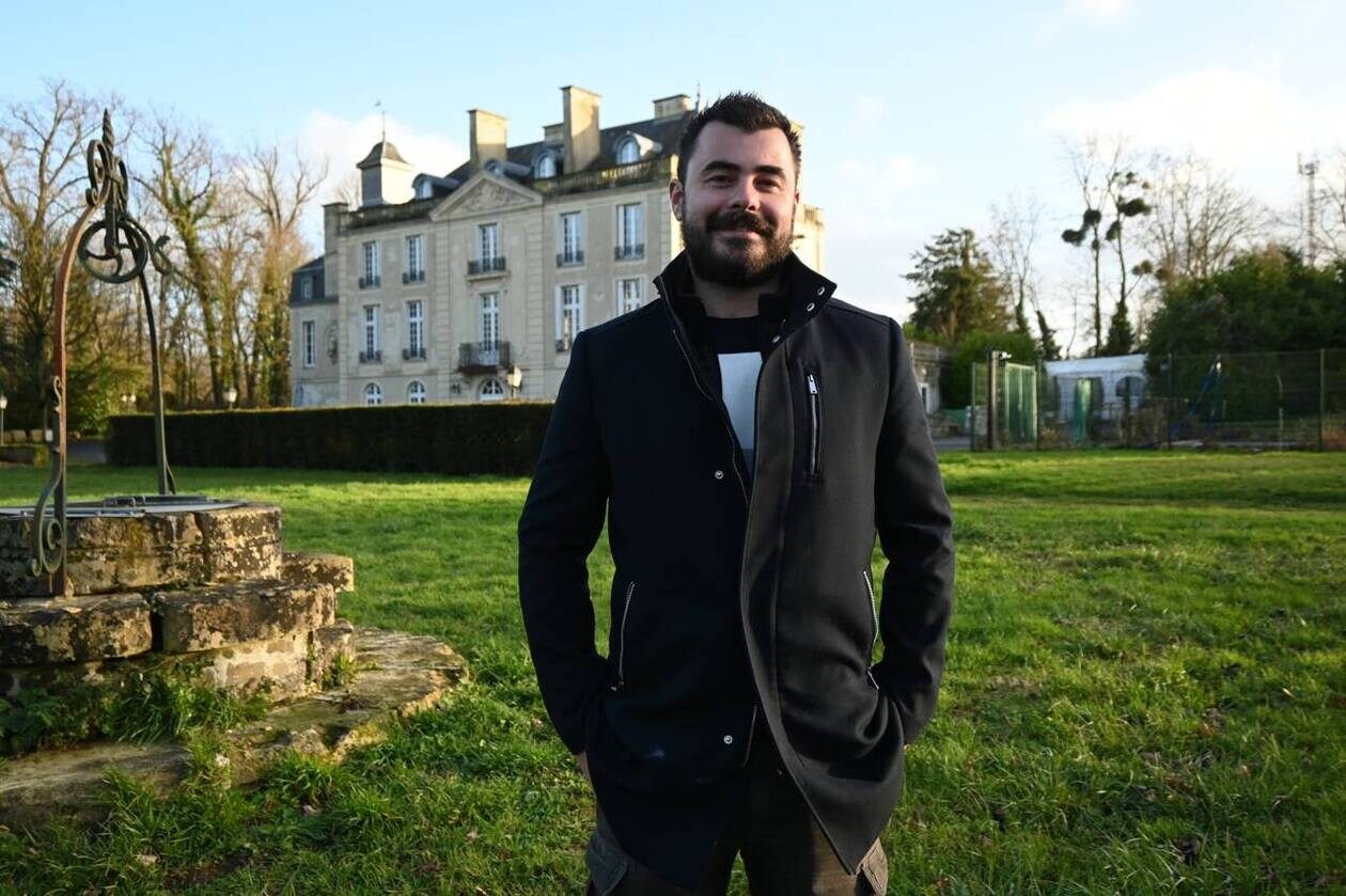 Renaud Houel est en train de transformer le château des Moutiers-en-Cinglais en un domaine de réception et d’hôtellerie de luxe.