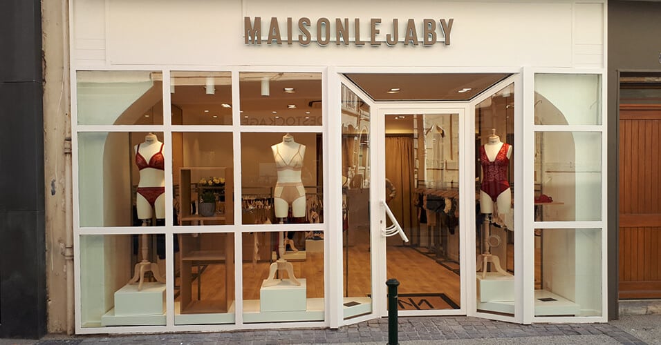 , Maison Lejaby en redressement judiciaire : un tournant critique pour la lingerie de luxe française