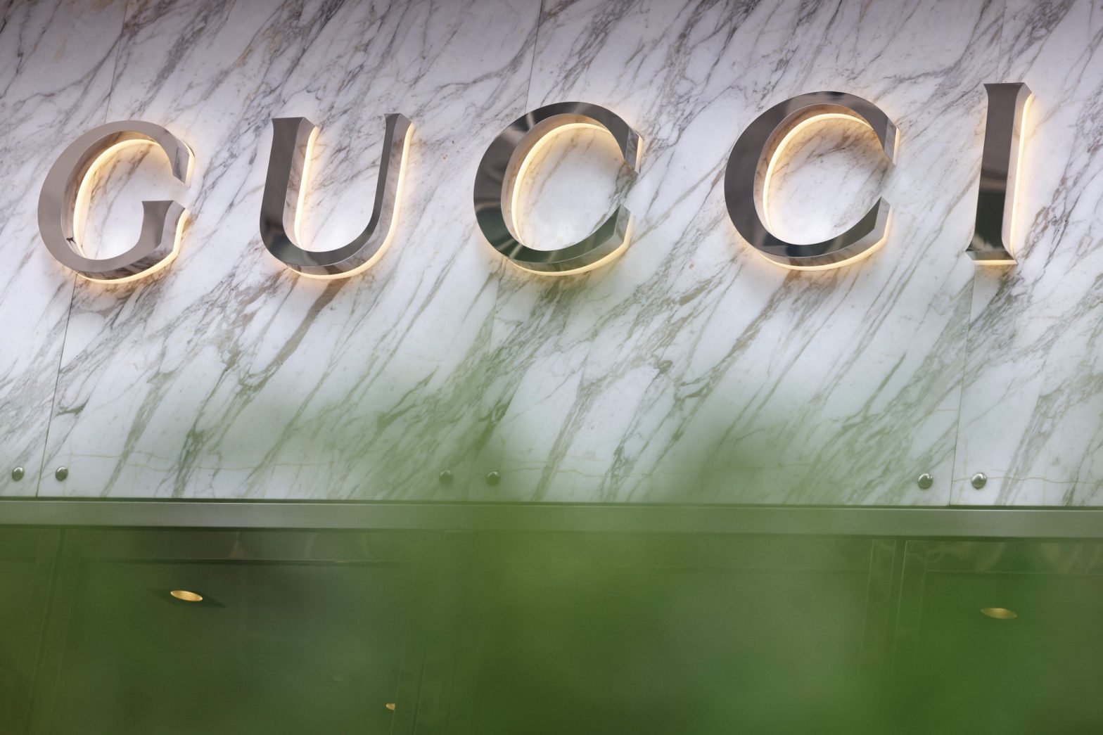 , Luxe: Kering au chevet de Gucci
